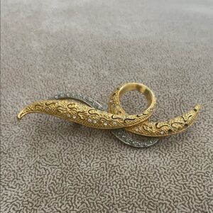 Vintage Avon Gold and Silver Brooch